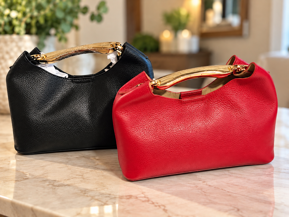 Mini Hobo Bag,made in Italy! Option 1 black Option 2 red