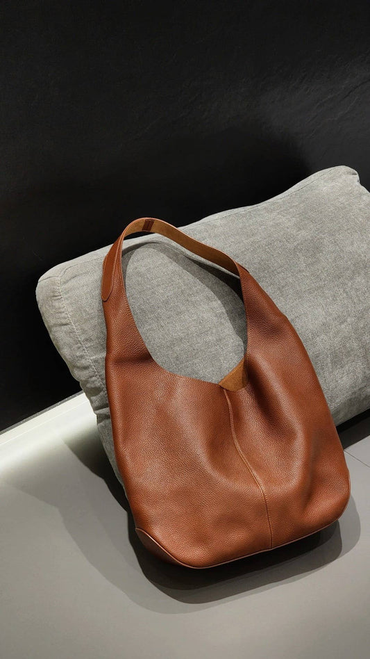 Sook Stainable - Grain leather simplistic tote bag  - Caramel