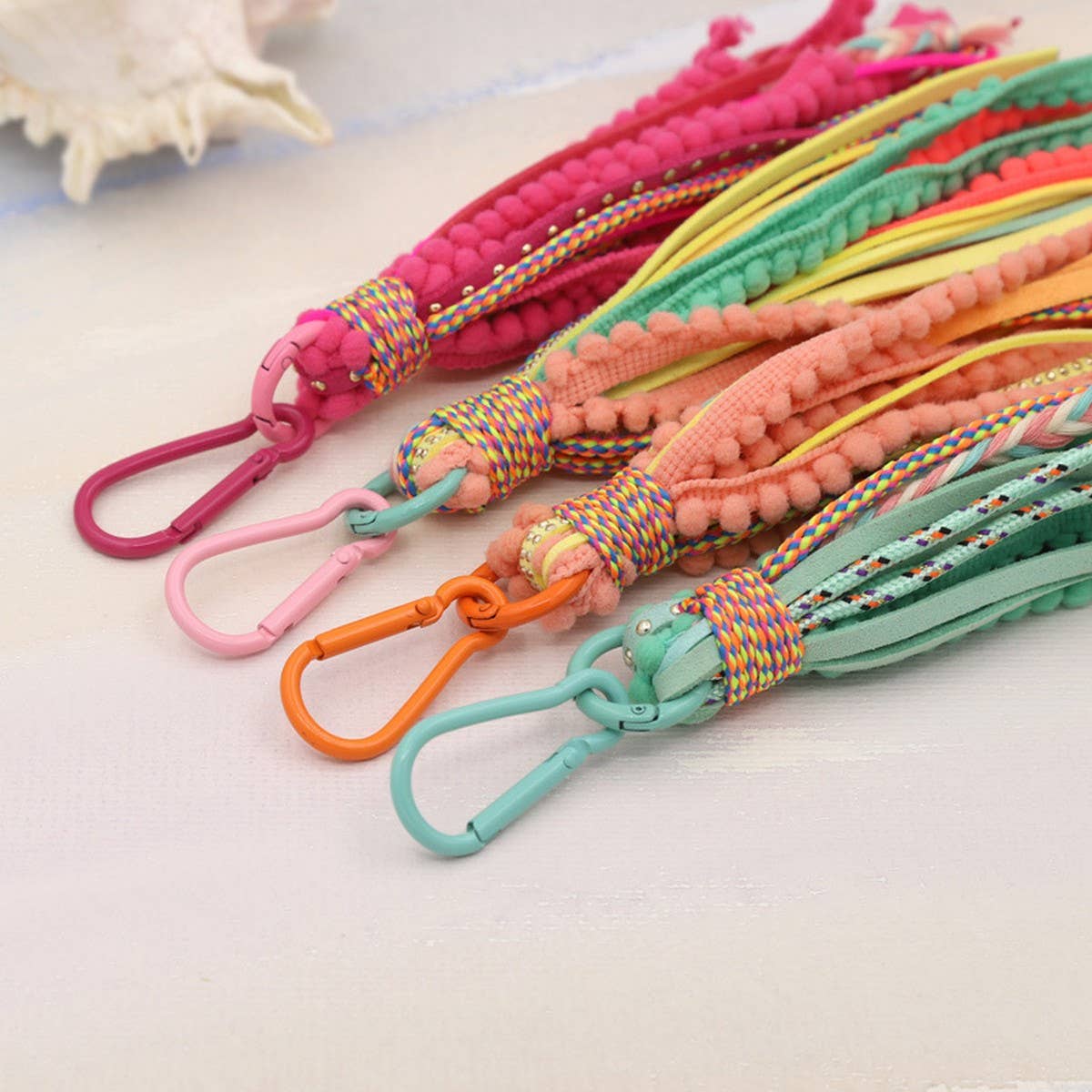 ACCITY - SOLID COLOR VELVET TASSEL KEYCHAIN BAG PENDANT_CWMM3555 - ROSE2 / (OS) 1