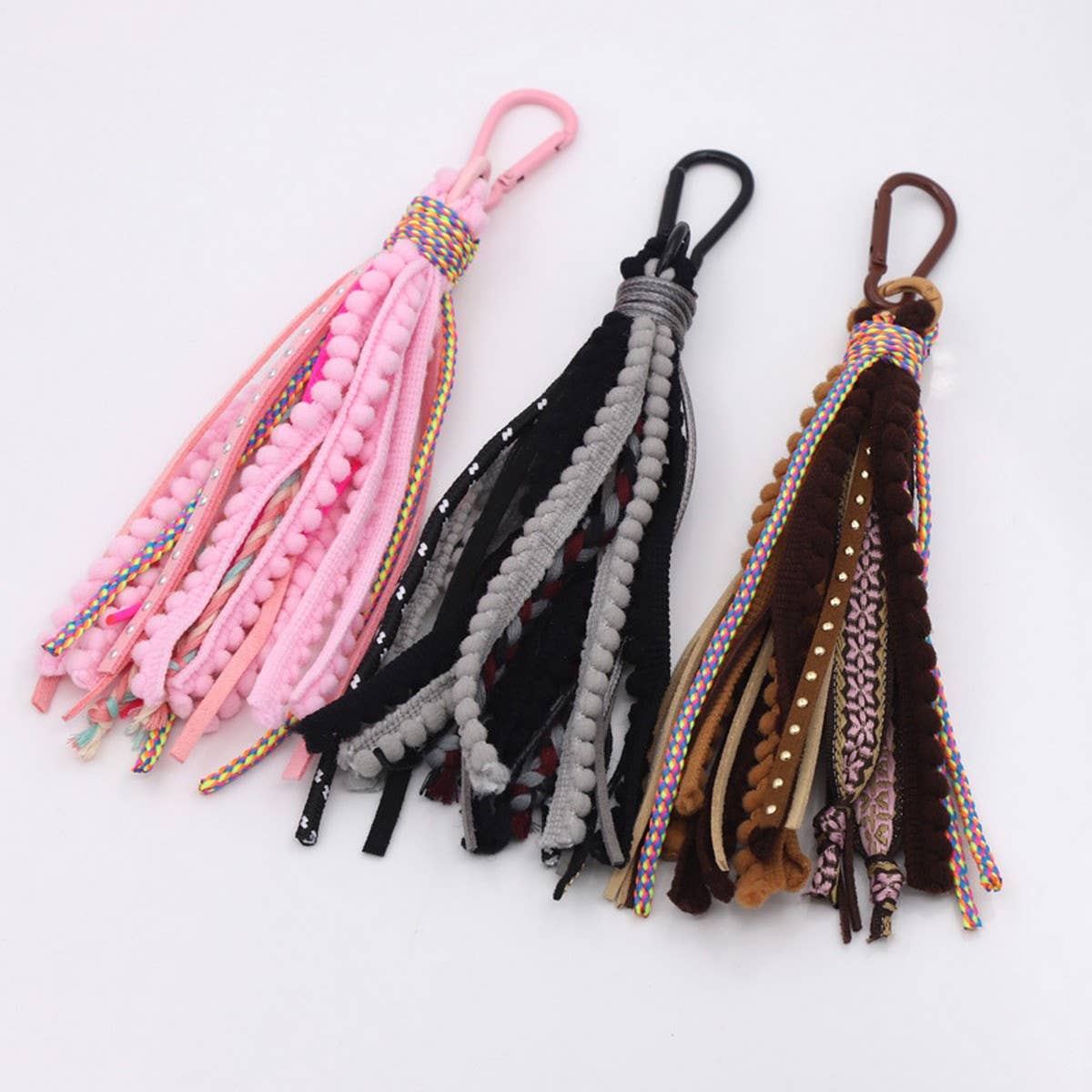 ACCITY - SOLID COLOR VELVET TASSEL KEYCHAIN BAG PENDANT_CWMM3555 - ROSE1 / (OS) 1
